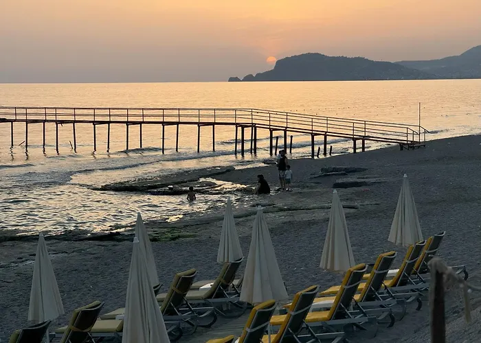 Gold Twins Boutique Hotel 3*