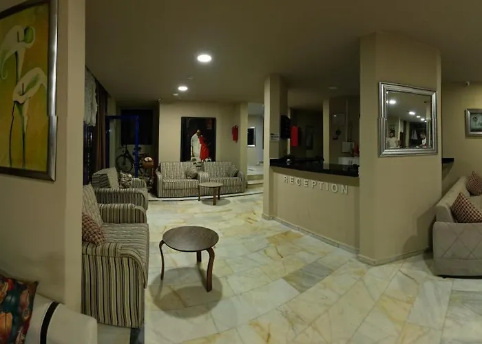 Gold Twins Boutique Hotel 3*